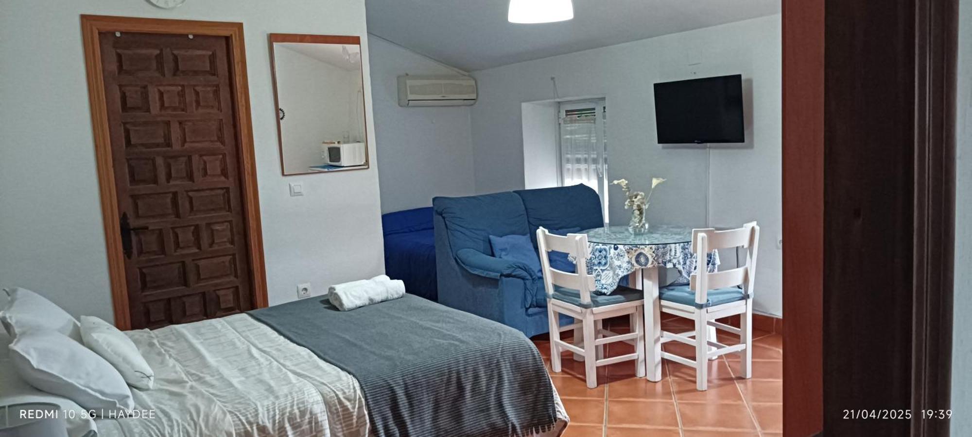 Casa El Azahin Guest House Касала де ла Сиера Стая снимка
